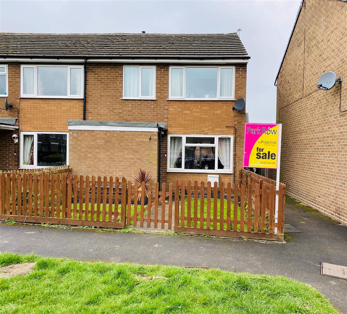 Prospect Walk, Camblesforth, Selby